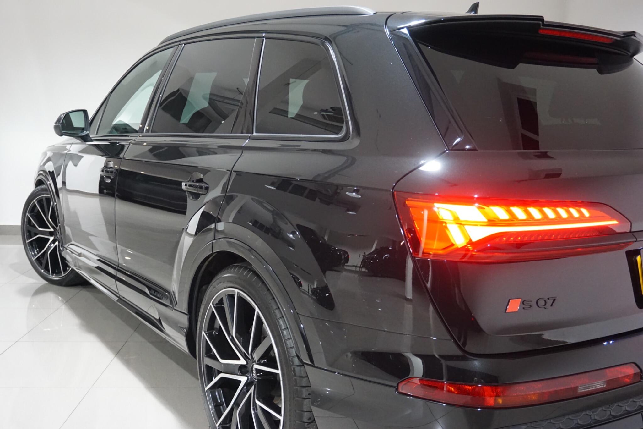 Audi SQ7 4.0 TFSI V8 Black Edition SUV 5dr Petrol Tiptronic quattro Euro 6 (s/s) (507 ps)